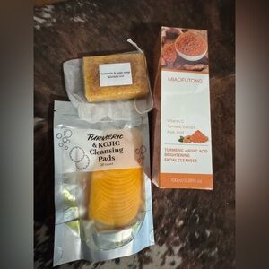 Turmeric & Kojic Cleansing Pads and Soap Set